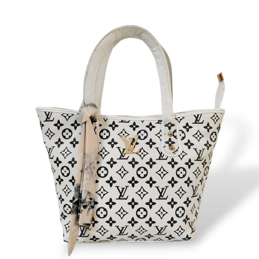 Top tier branded stylish hand bags White hand bags