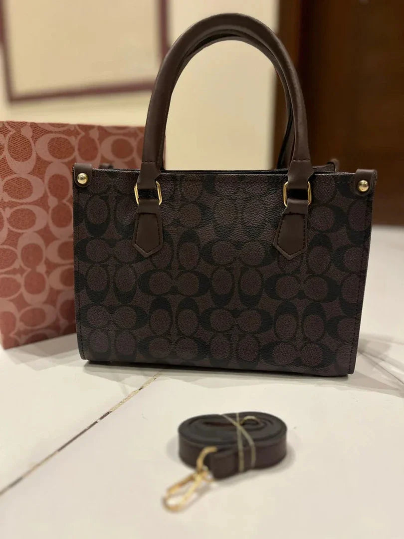 Sleek imported hand / shoulder bag hand/shoulder bags
